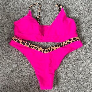 SHEIN Pink Leopard Bikini